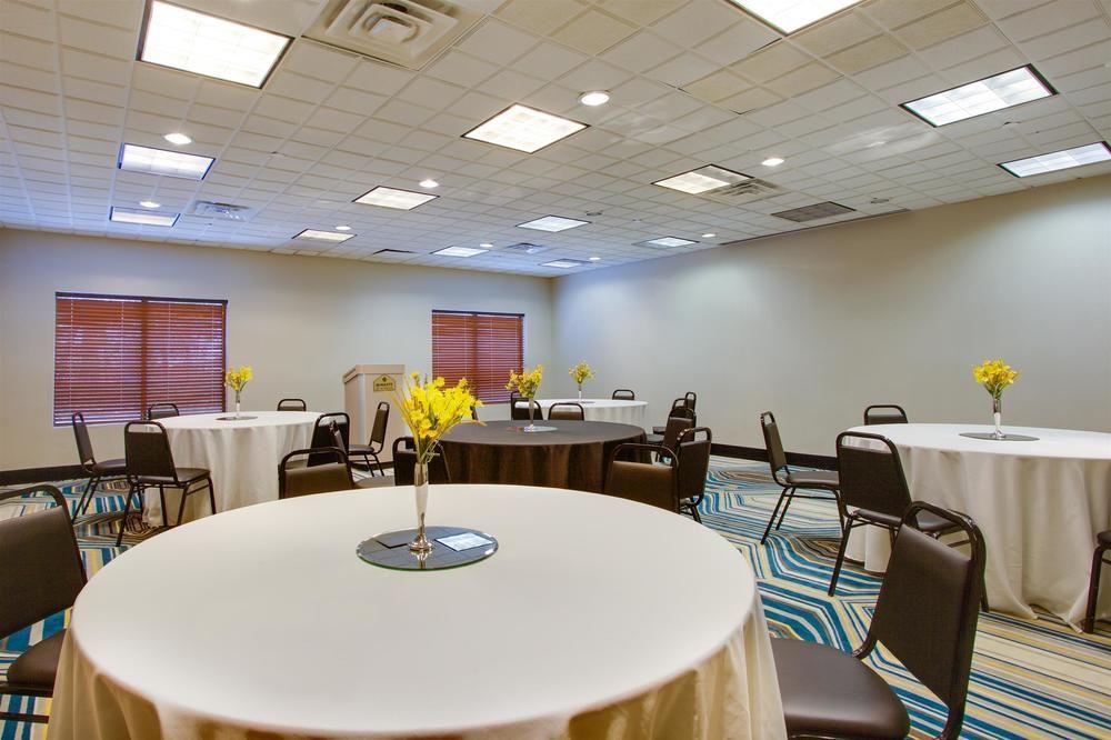 Fairfield Inn & Suites By Marriott Virginia Beach/Norfolk Airport Buitenkant foto