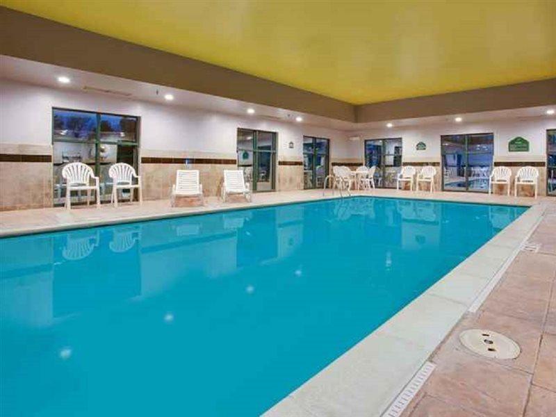 Fairfield Inn & Suites By Marriott Virginia Beach/Norfolk Airport Buitenkant foto